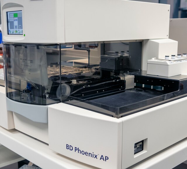 <p><b>BD Phoenix™ AP Instrument</b></p>
